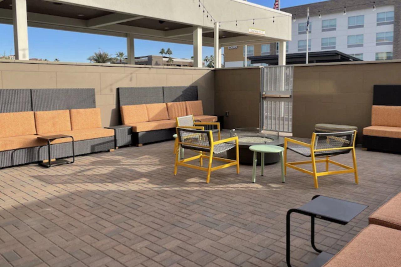 Home2 Suites By Hilton Phoenix Airport North, Az Exterior photo